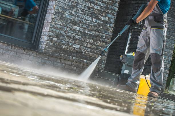 Best Factory Floor Cleaning  in The Meadows, FL